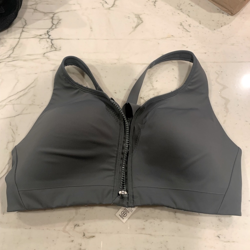 Athleta Advance Zip Front bra 36C
